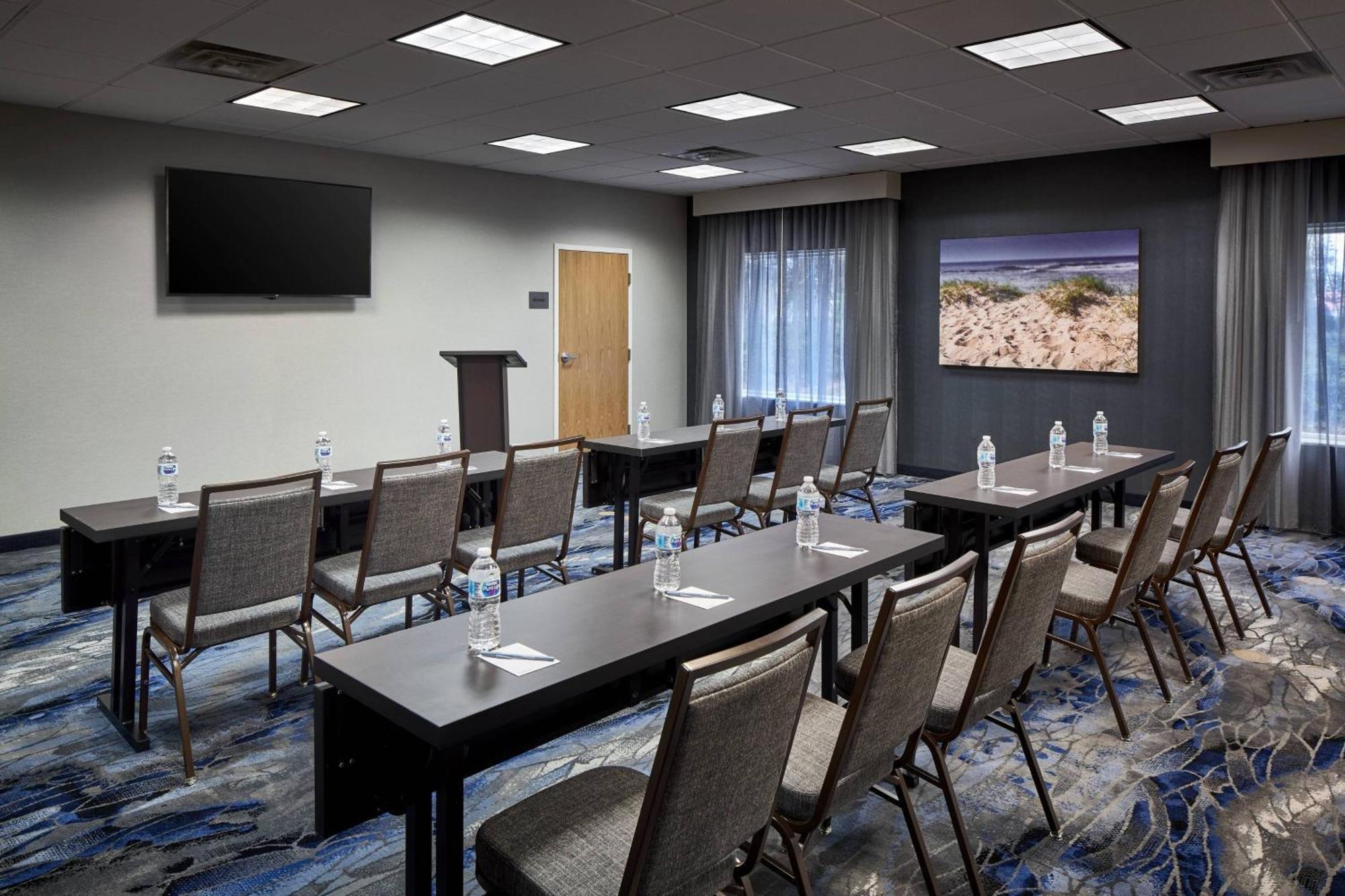 Fairfield Inn & Suites By Marriott Virginia Beach/Norfolk Airport Exteriör bild